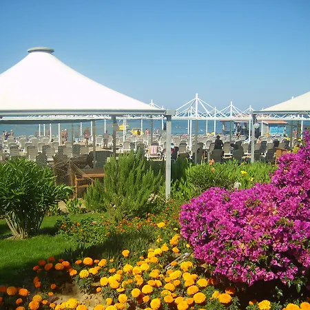 Febeach Ośrodek wypoczynkowy Side